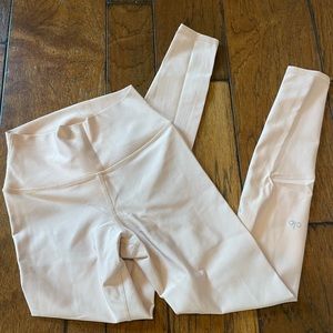 Light Pink Alo airlift leggings